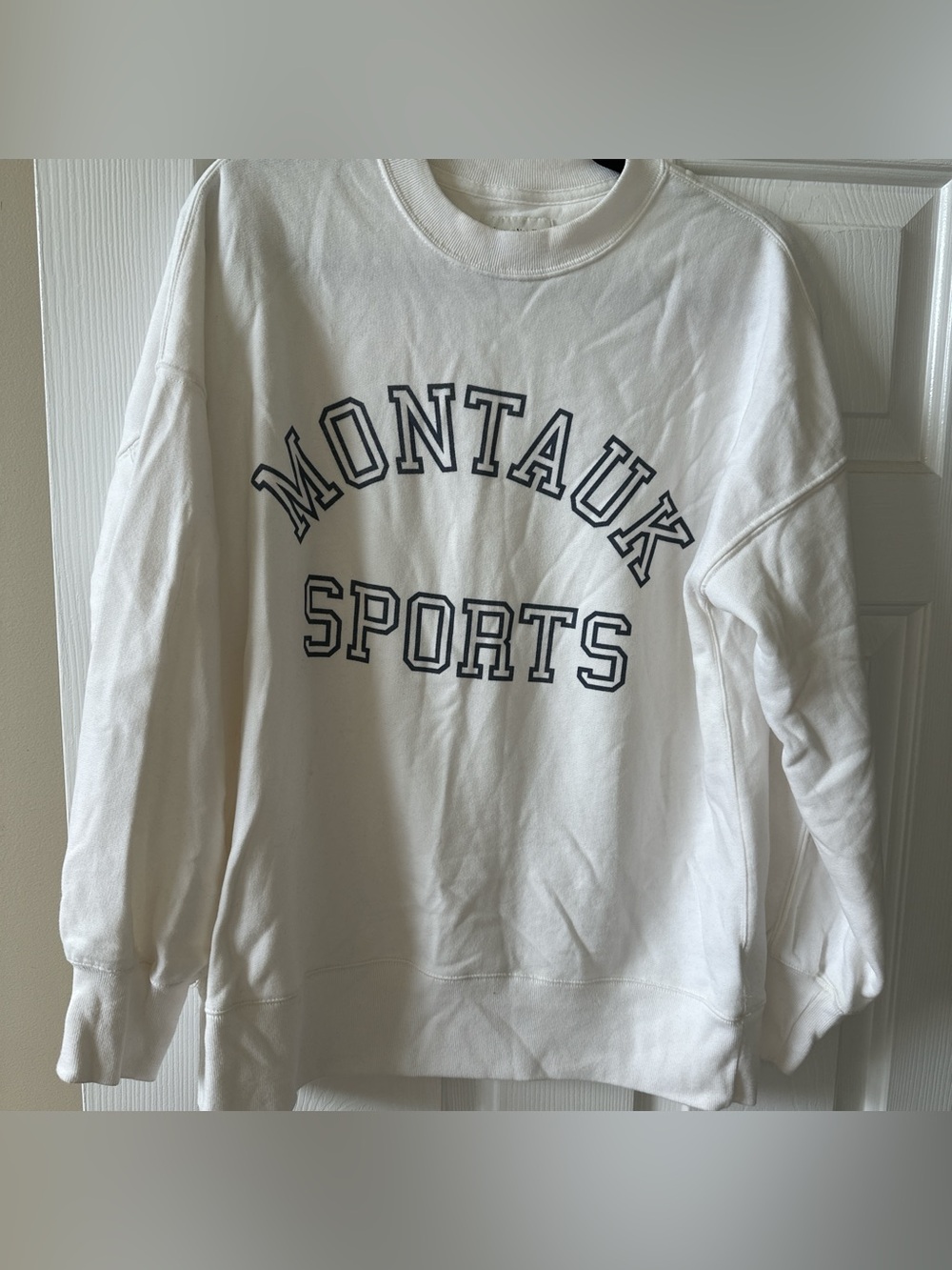 Abercrombie & Fitch White "Montauk Sports" Crewneck Sweatshirt